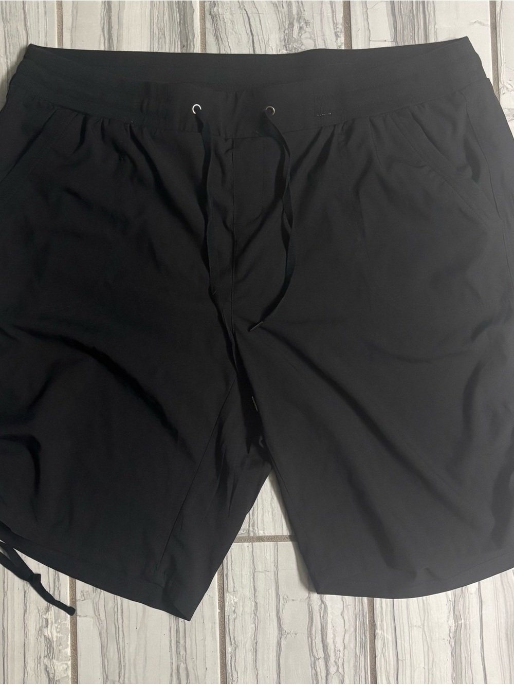 Attyre Black Women's Elastic Waist Skirt